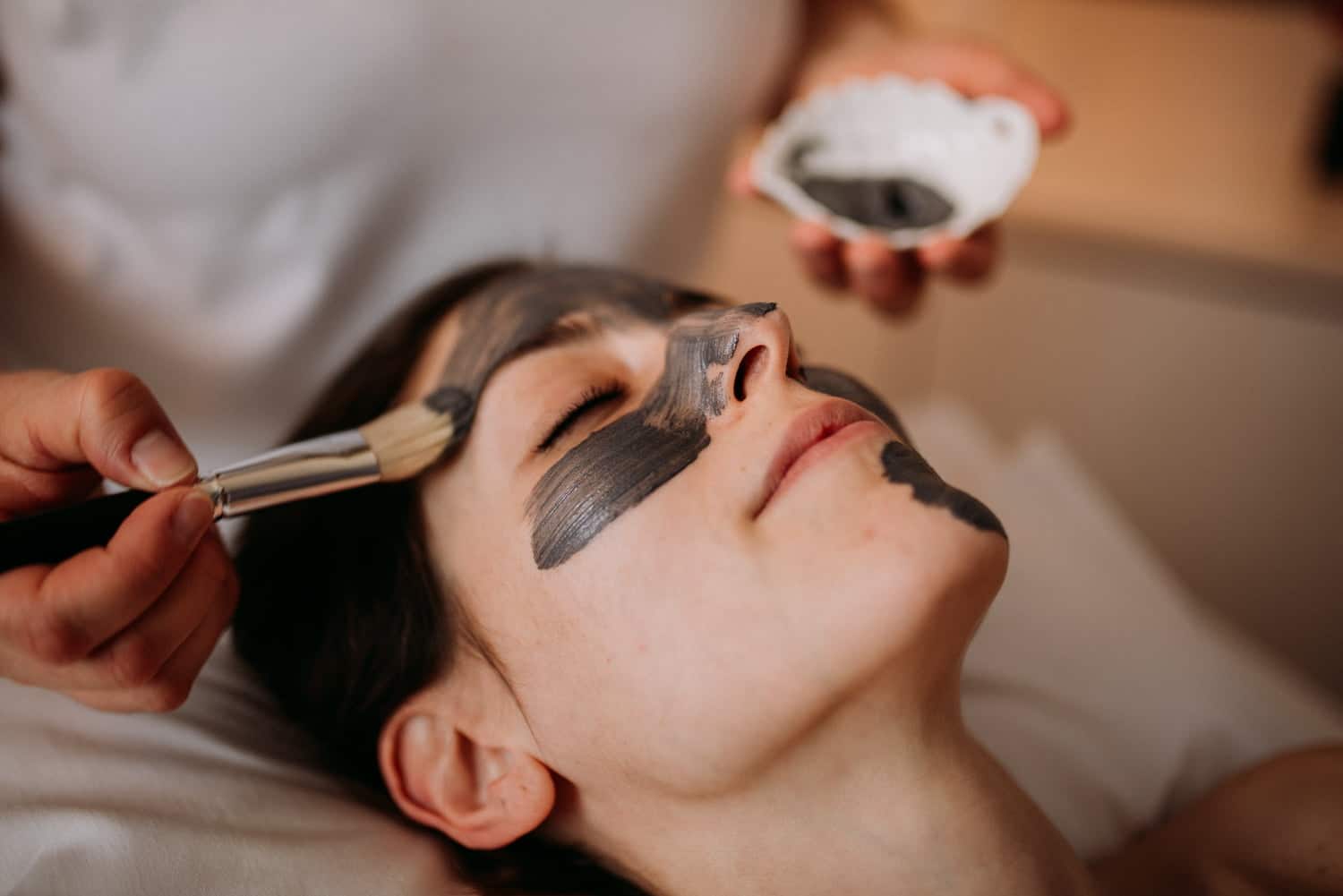 Aplicación de mascarilla facial